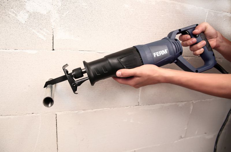FERM RSM1019 - Pila ocaska 710W